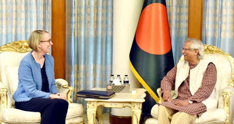প্রধান উপদেষ্টা পাচার অর্থ ফেরাতে যুক্তরাজ্যের সহযোগিতা চান